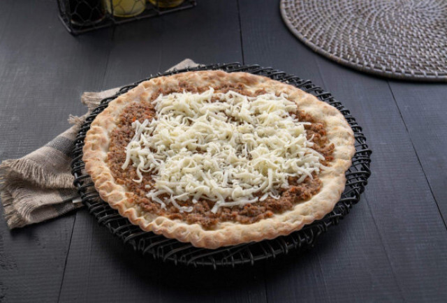 لحمة وبندورة وقشقوان